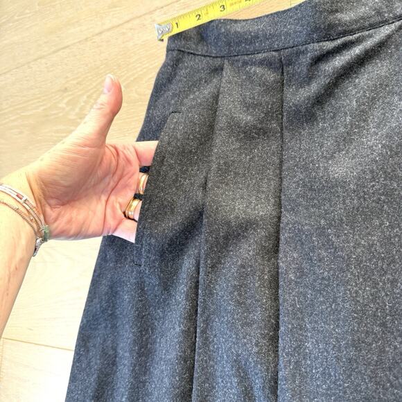 Vtg Calvin Klein Gray 100% Wool Pleated Midi Skirt Made USA Waist Approx 26" - Picture 2 of 6